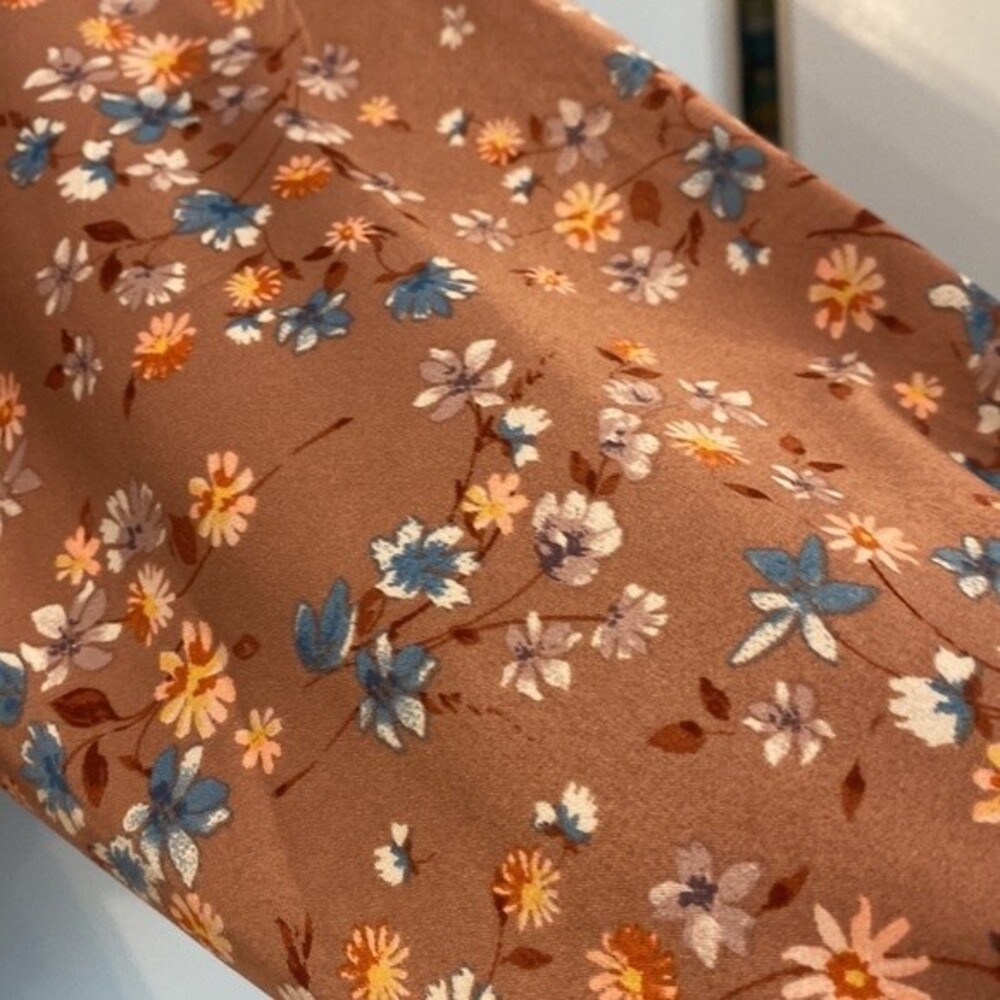 NWT Hippie Rose, Mocha floral adjustable satin woven top. Size XL - Picture 5 of 16